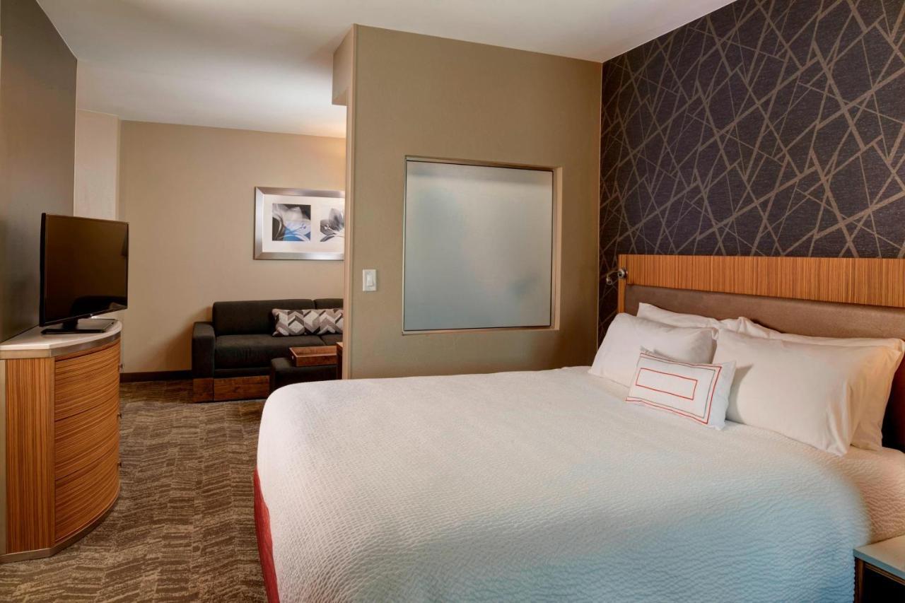 Springhill Suites St. Louis Brentwood Ngoại thất bức ảnh