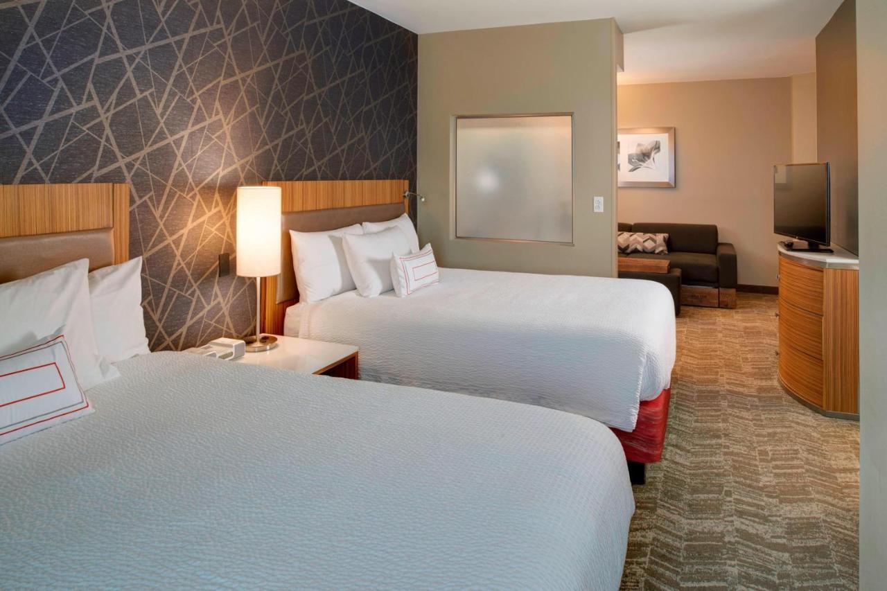 Springhill Suites St. Louis Brentwood Ngoại thất bức ảnh