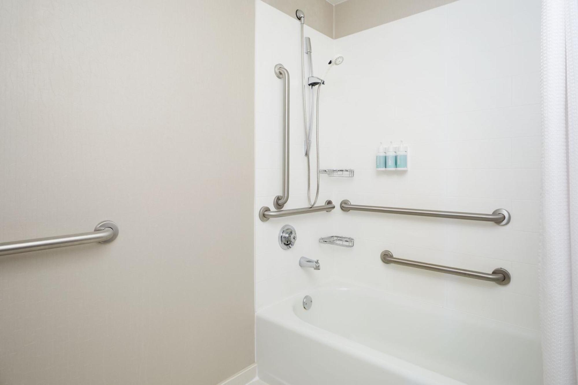 Springhill Suites St. Louis Brentwood Ngoại thất bức ảnh