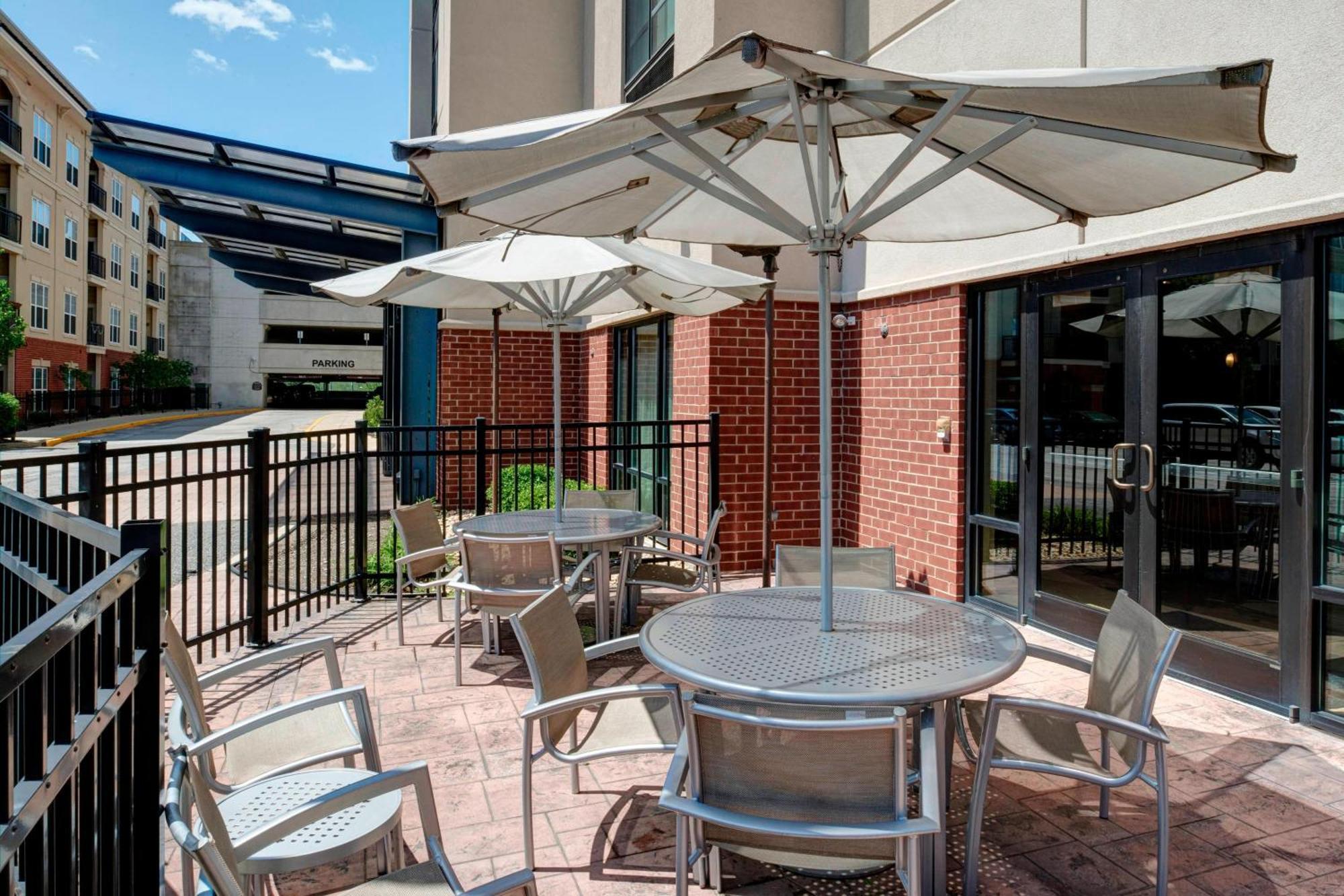 Springhill Suites St. Louis Brentwood Ngoại thất bức ảnh