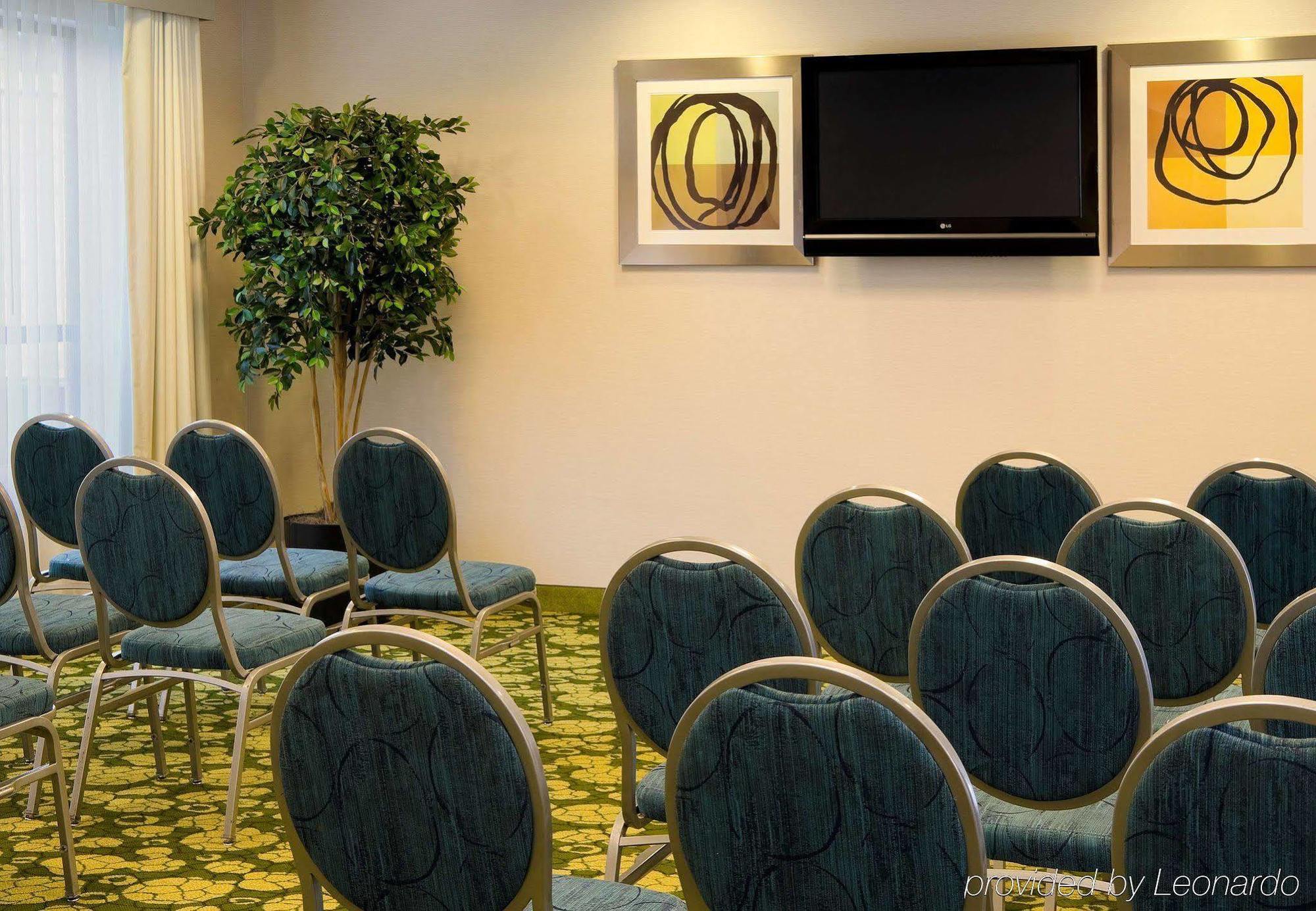Springhill Suites St. Louis Brentwood Ngoại thất bức ảnh